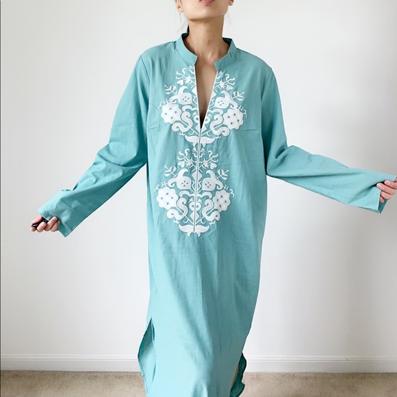 EMBROIDERED RESORT MAXI DRESS - Picture 5 of 8